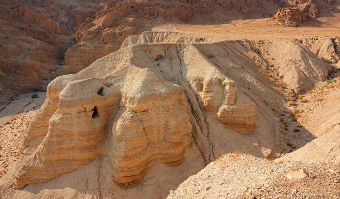 I frammenti dei Rotoli del Mar Morto venduti dopo il 2002 sono falsi?
