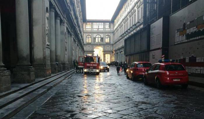 Fulmine agli Uffizi: in tilt centralina antincendio