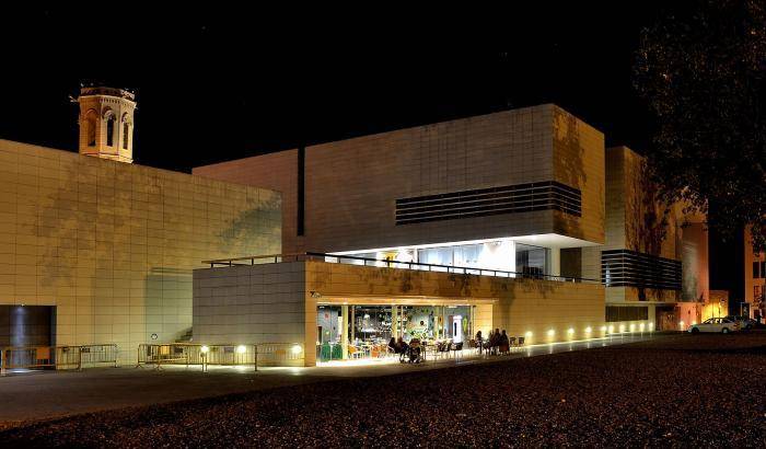 La Guardia Civil porta via 44 opere dal museo. Scontro Catalogna-Madrid