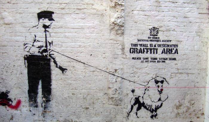 Scoperto il volto di Banksy? Il misterioso artista fotografato a Betlemme