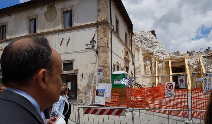 Terremoto, Bonisoli elogia il ministero ma "dimentica" Franceschini