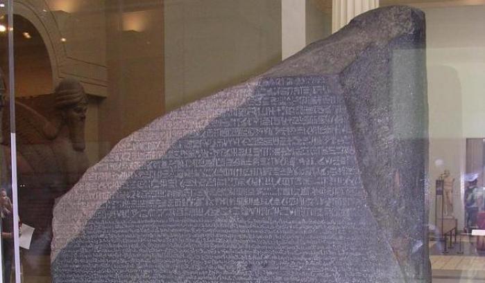 L'Egitto rivuole  da Londra la Stele di Rosetta