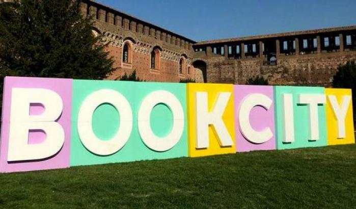 Dalla Brexit ai poeti, a Milano è festa di libri e scrittori con Bookcity