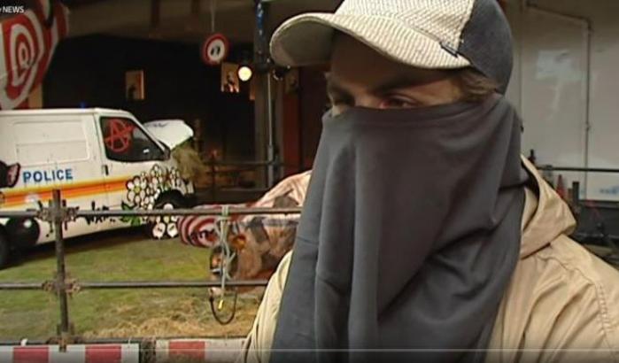 Ritrovata un'intervista di Banksy a una tv inglese: il video