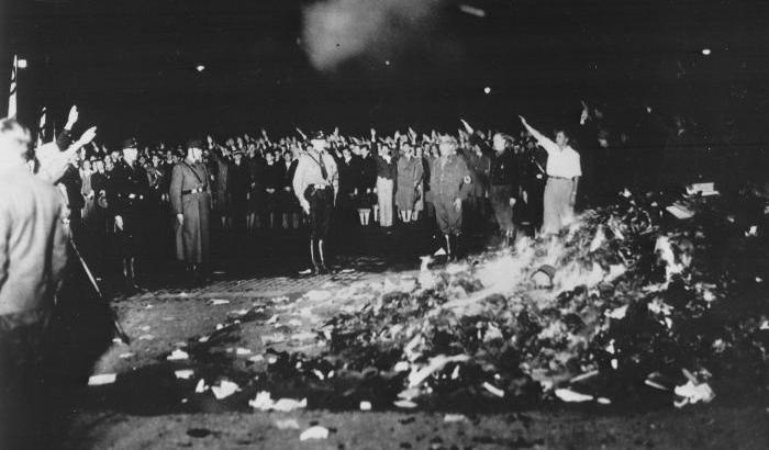 Leo Löwenthal: «Lo disse Goebbels, ebrei, pagani e libri al rogo»