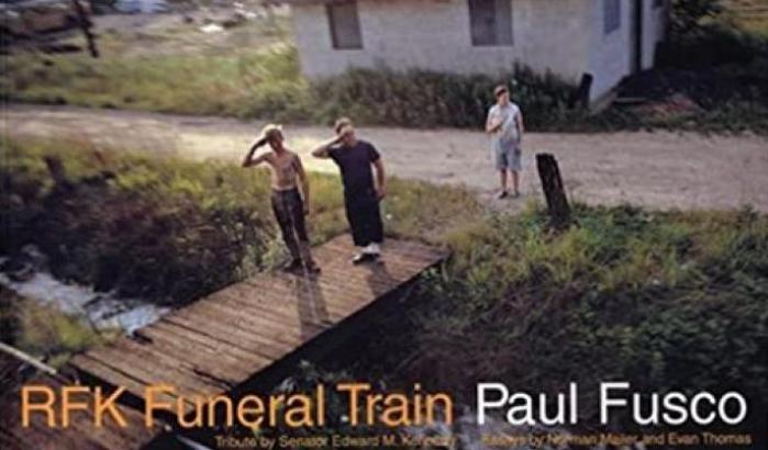 Se n’è andato Paul Fusco, fotoreporter del “Funeral Train” per Bob Kennedy