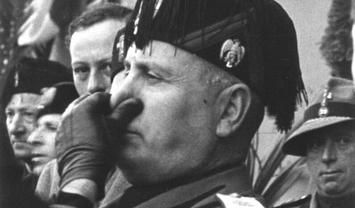 Mussolini per Scurati: un corpo ulceroso perché il fascismo è malato