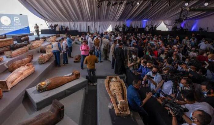 A Saqqara tornano alle luce 100 sarcofagi egizi