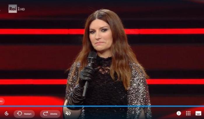 Sanremo2021, Laura Pausini: "Bello trovarsi in una famiglia anche con sangue diverso"