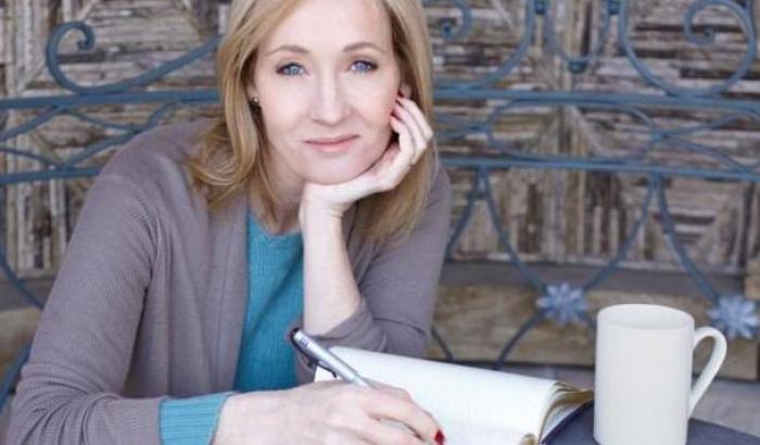 J.K. Rowling, la madre di Harry Potter, torna con "Il Maialino di Natale" per ragazzi