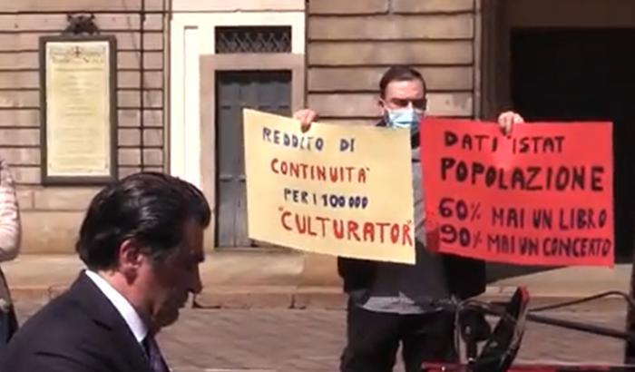 Veronesi porta La Bohème in piazza della Scala per sostenere la cultura