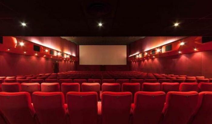 Cinema e teatri aprono di nuovo dal 26 aprile. A Milano una sala inizia alle 6 del mattino