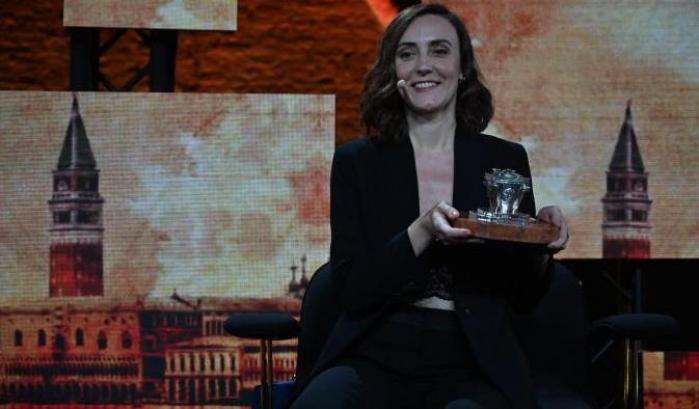 Giulia Caminito ha vinto il 59esimo Premio Campiello con il racconto su un’adolescente