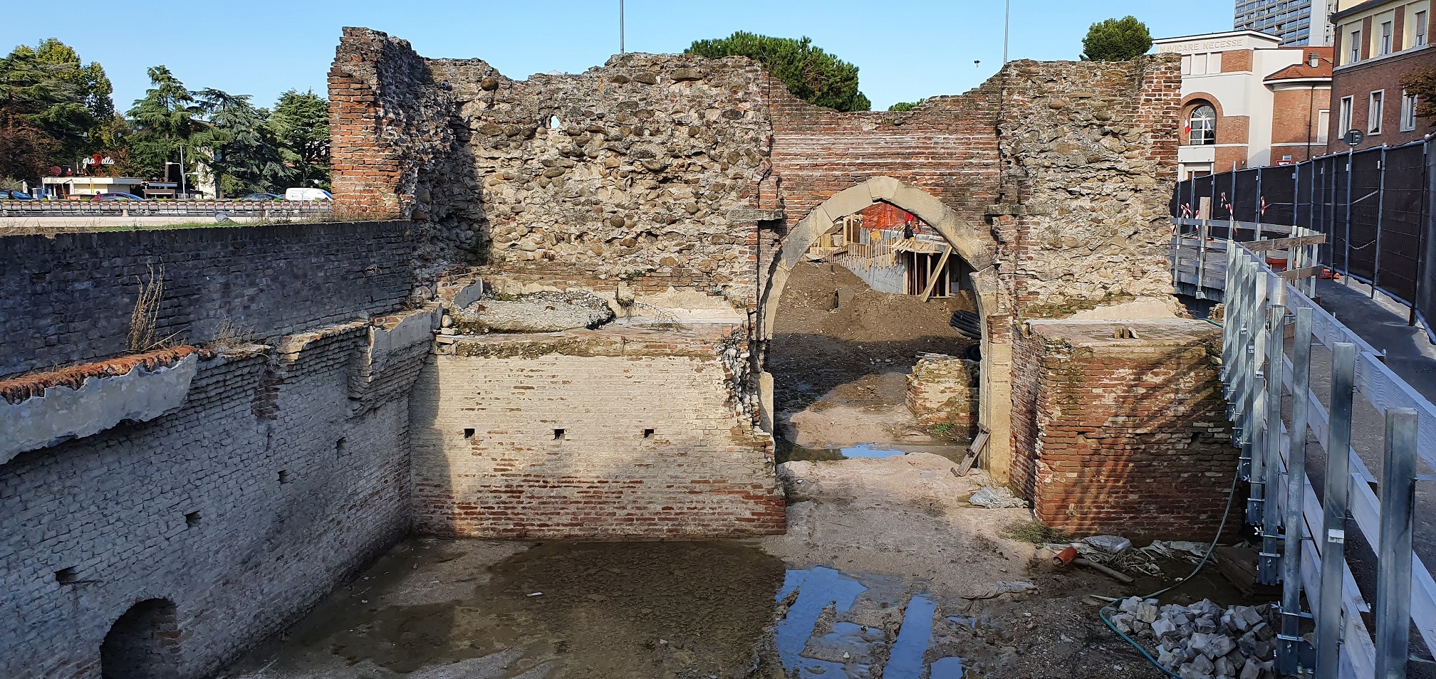 Riapre a Rimini la Porta Galliana, l'antica porta verso il mare