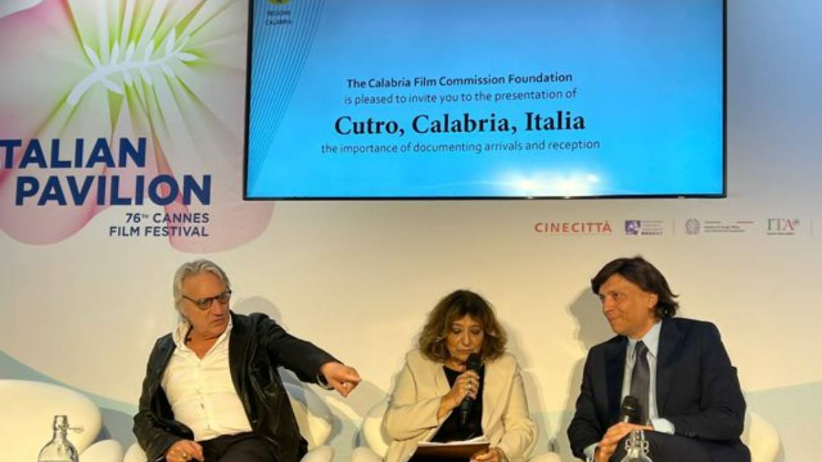 "Cutro, Calabria, Italia": un documentario per non dimenticare l'accoglienza oltre la tragedia