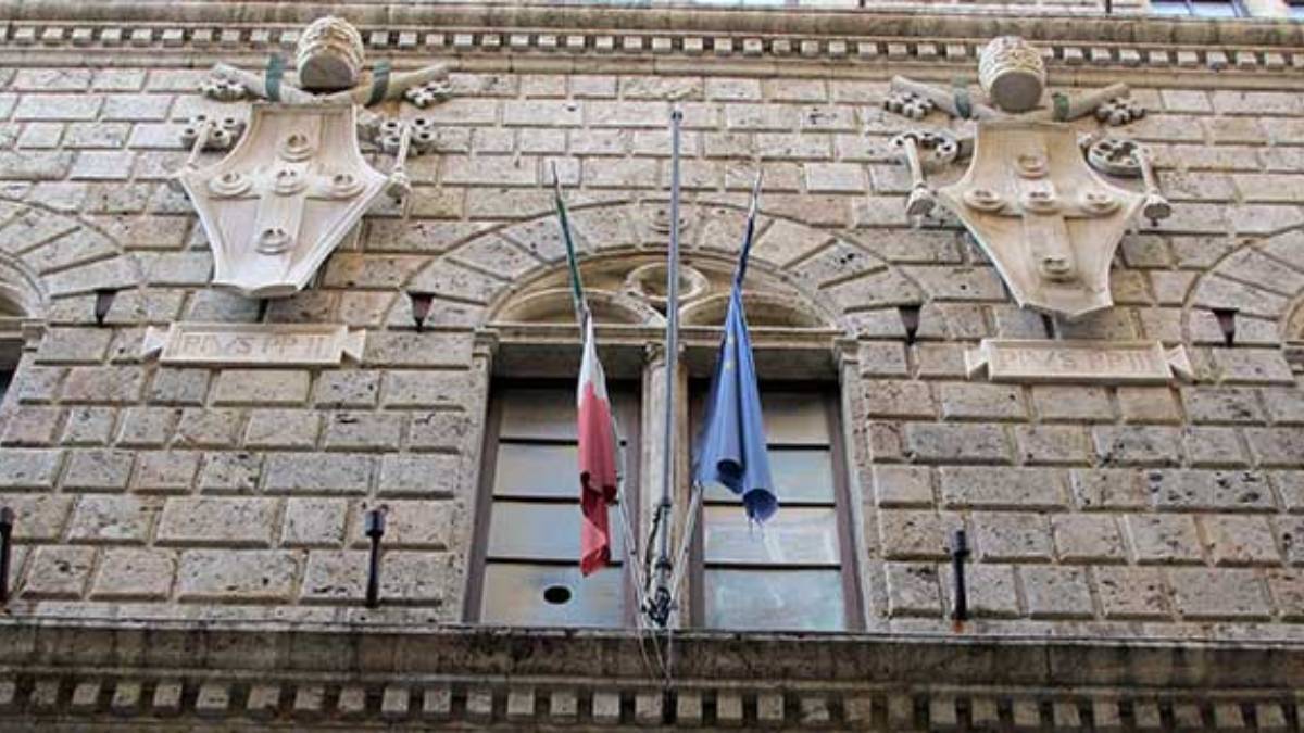 Le Papesse, lo strano caso dello storico palazzo senese venduto per due soldi