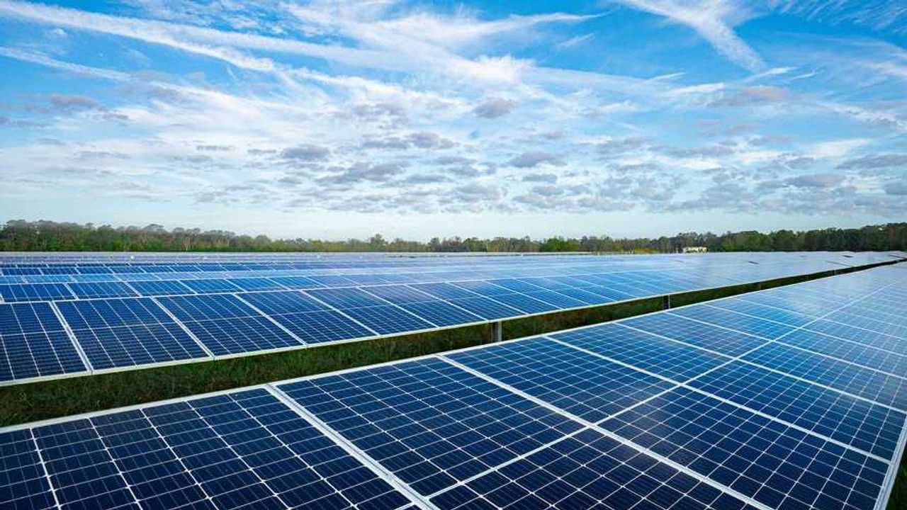 Le energie rinnovabili aumentano grazie al boom del solare
