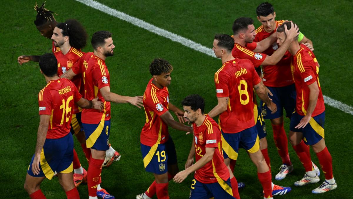 Jamal erede di Messi mette ko la Francia e porta la Spagna in finale