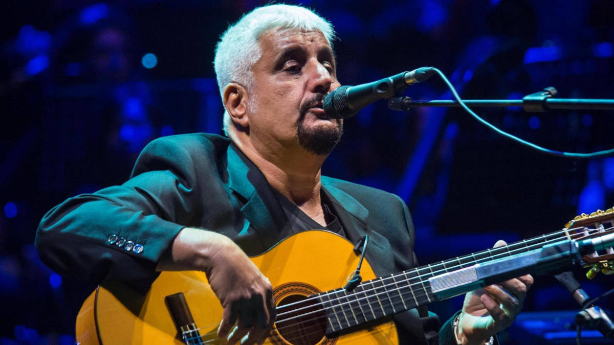 Sinfonie immortali nel doppio tributo a Pino Daniele tra musica, cinema e impegno sociale