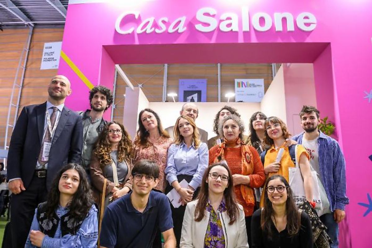 Salone del Libro, premiati i vincitori del concorso letterario "A/R Andata e racconto"