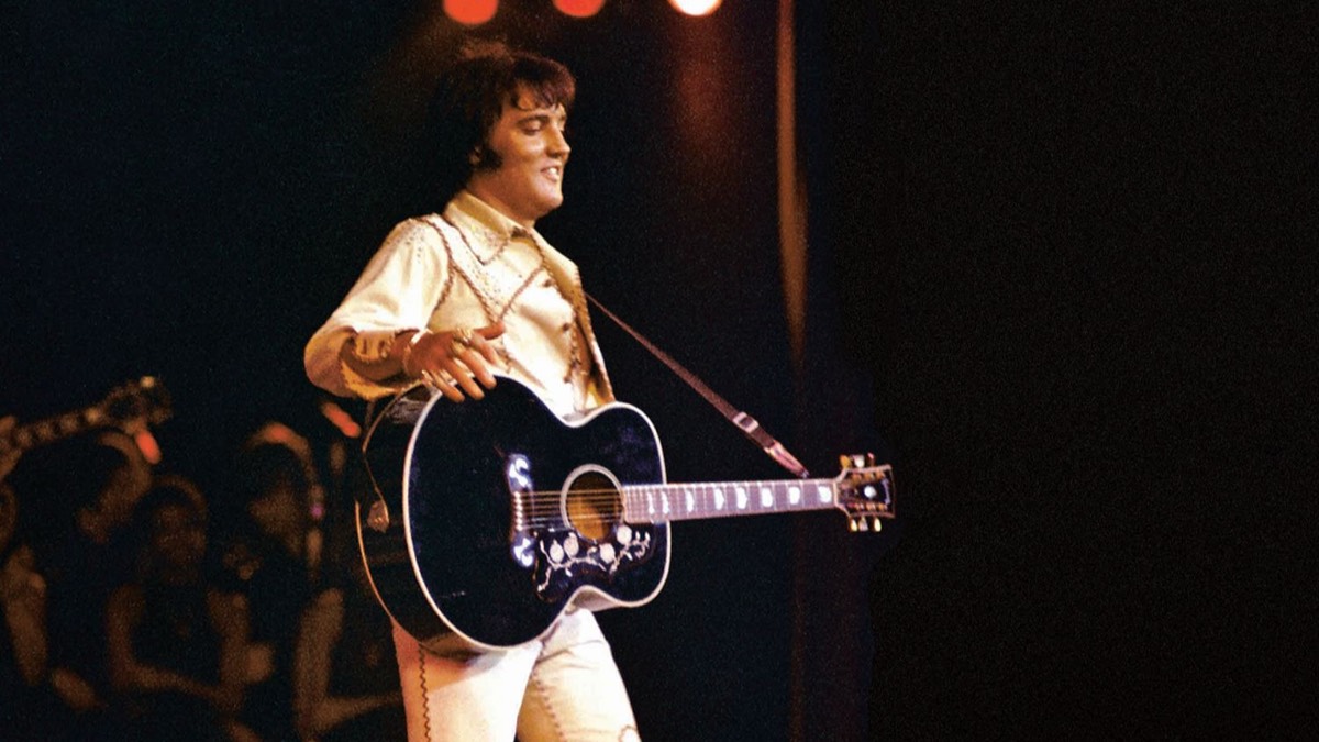 La voce autentica di Elvis Presley torna con la nuova collezione “Sunset Boulevard”