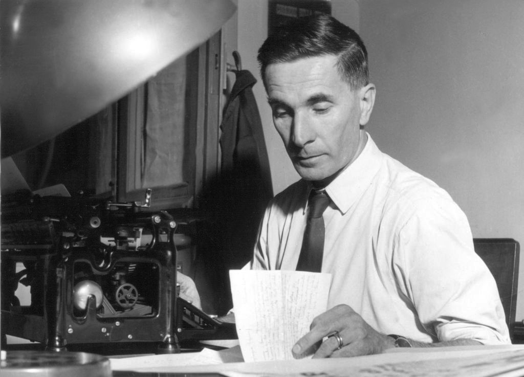 A Milano si aprono le porte della casa di Dino Buzzati&nbsp;