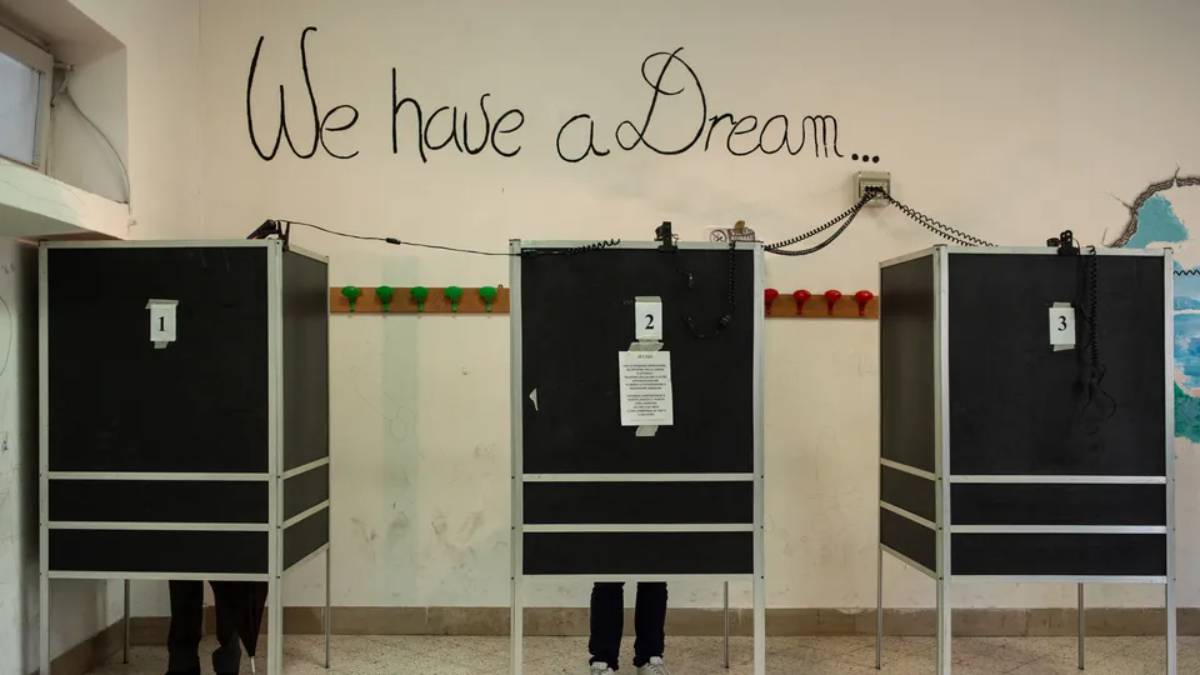 Il governo dice no al voto per i fuori sede, ma l'alternativa c'&egrave;