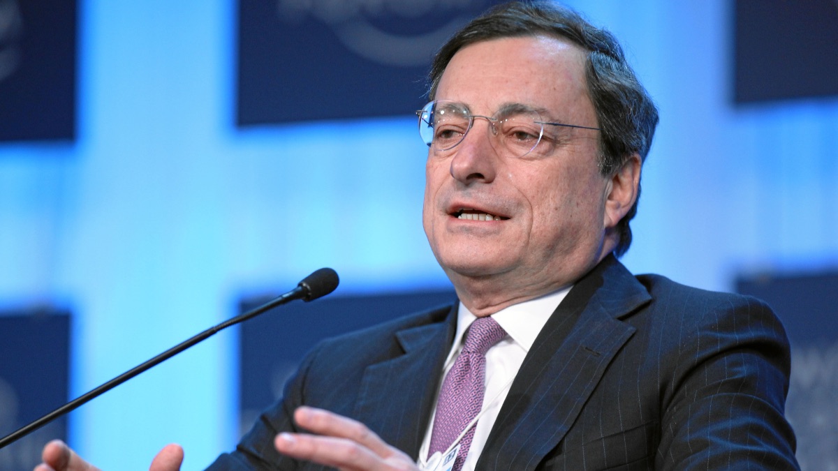 Draghi avverte l'Europa, chiama alla responsabilit&agrave; e chiede scelte coraggiose