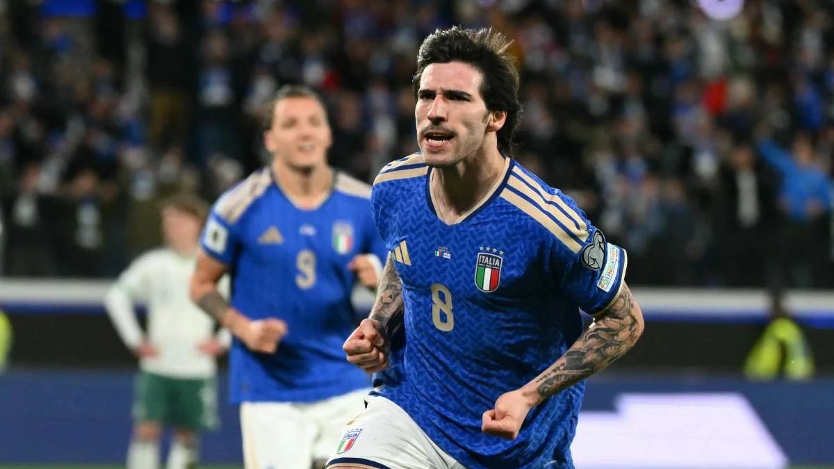 Per gli Azzurri buona la prima con il 2-0 all&rsquo;Irlanda Del Nord. Marted&igrave; la finale contro la Bosnia