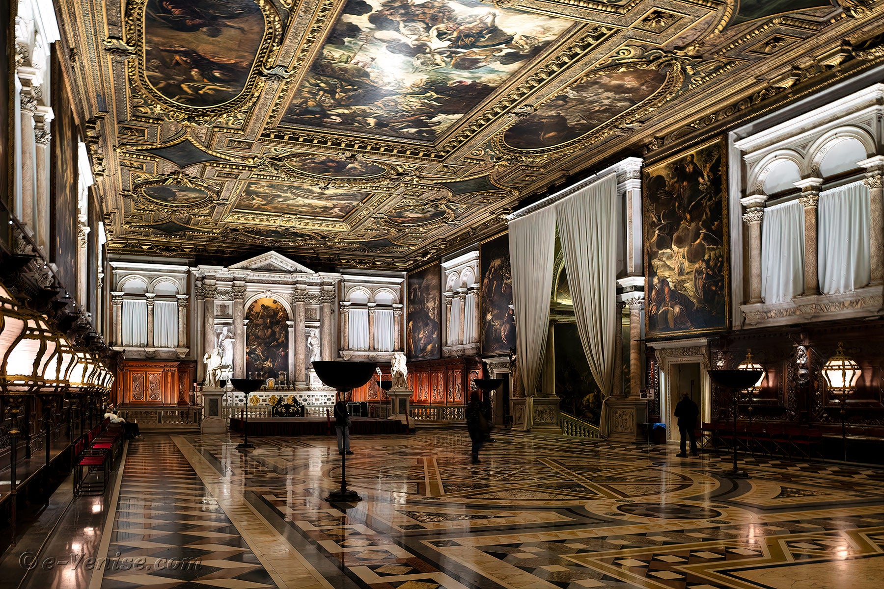 Alla Scuola Grande di San Rocco la mostra di Jan Fabre