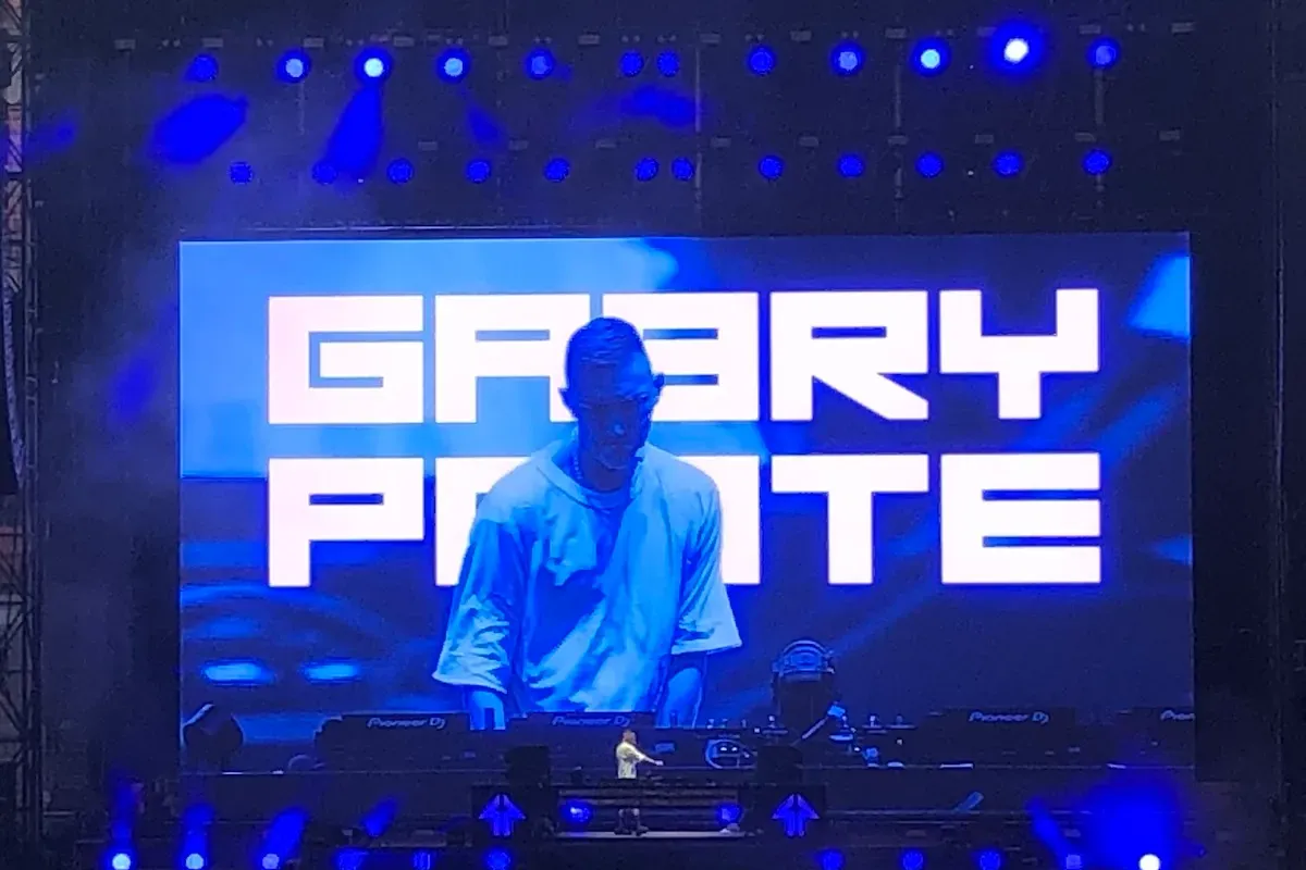 Gabry Ponte trasforma San Siro in un’epica discoteca, tra musica dance e uno sguardo al futuro
