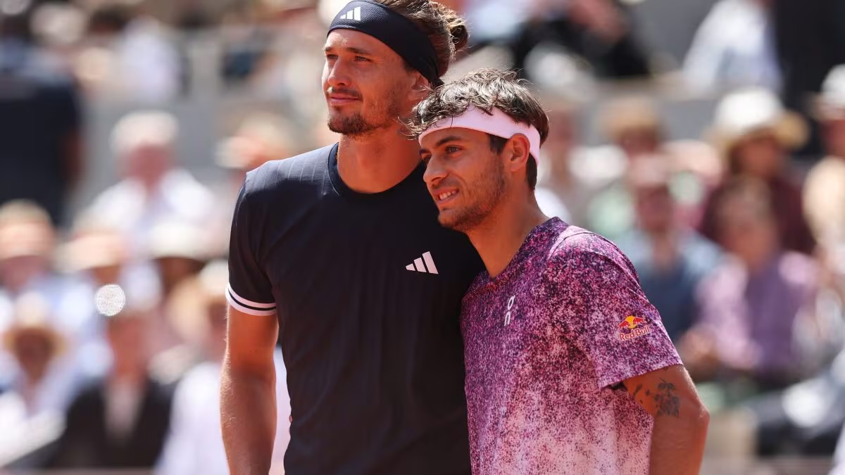 Il sogno di Cobolli termina in finale: Zverev trionfa a Parigi, ma l&rsquo;Italia del tennis si conferma una solida realt&agrave;