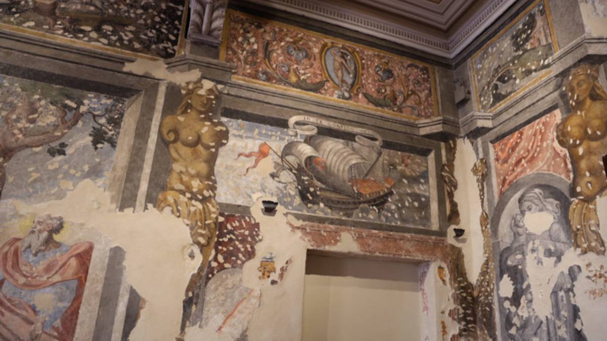 Casa Leopardi stupisce ancora: affiora un nuovo ciclo pittorico