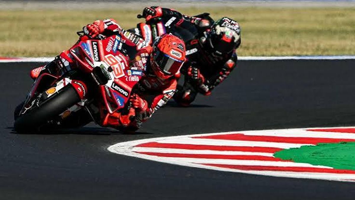 Marquez in versione alieno, doppietta a Misano