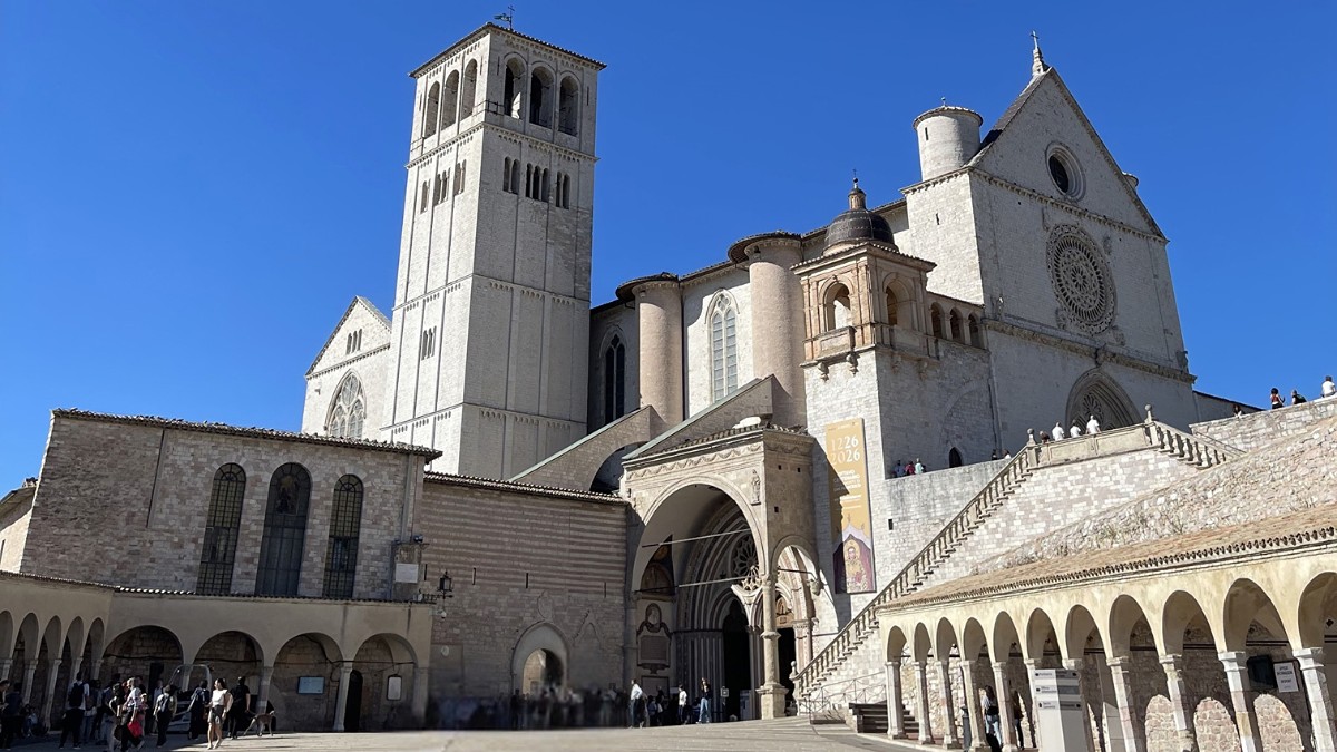 ASSISI_ok San Francesco, ottocento anni dopo: una festa che attraversa l’Italia